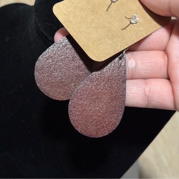 Paparazzi Leather Hibiscus Dangle Earrings, Boho Lightweight Fashion Jewelry - Picture 7 of 8